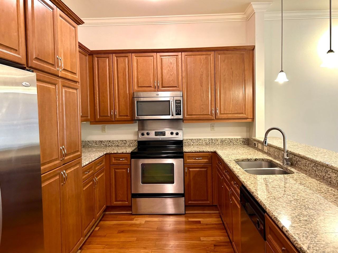 3390 Nicholson Dr - Photo 5 of 13