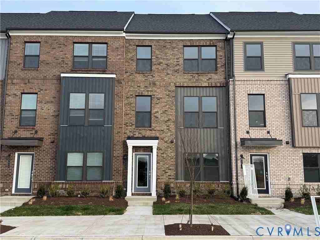 9434 Alquist St - Photo 2 of 18