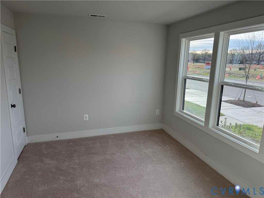 9434 Alquist St - Photo 3 of 18