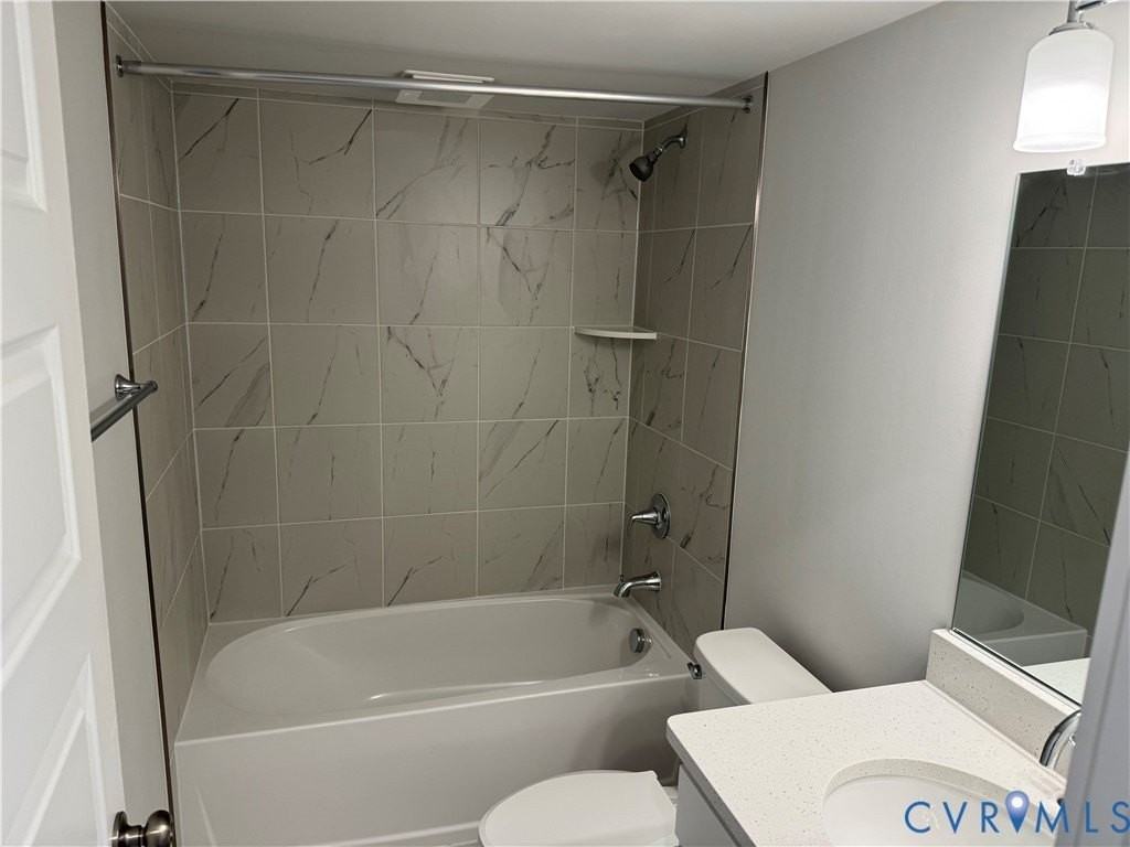 9434 Alquist St - Photo 4 of 18