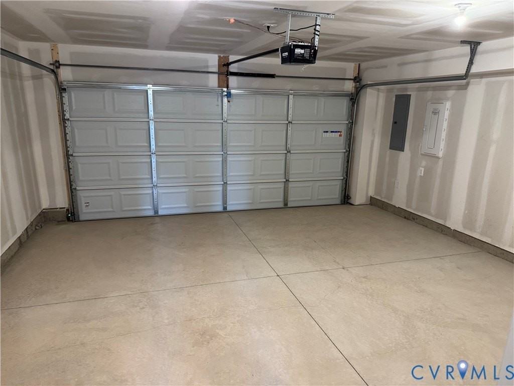 9434 Alquist St - Photo 5 of 18