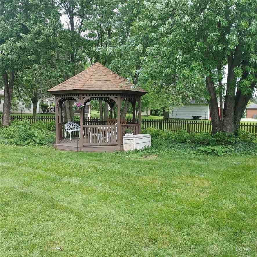 1276 Robbins Run Ct - Photo 2 of 32