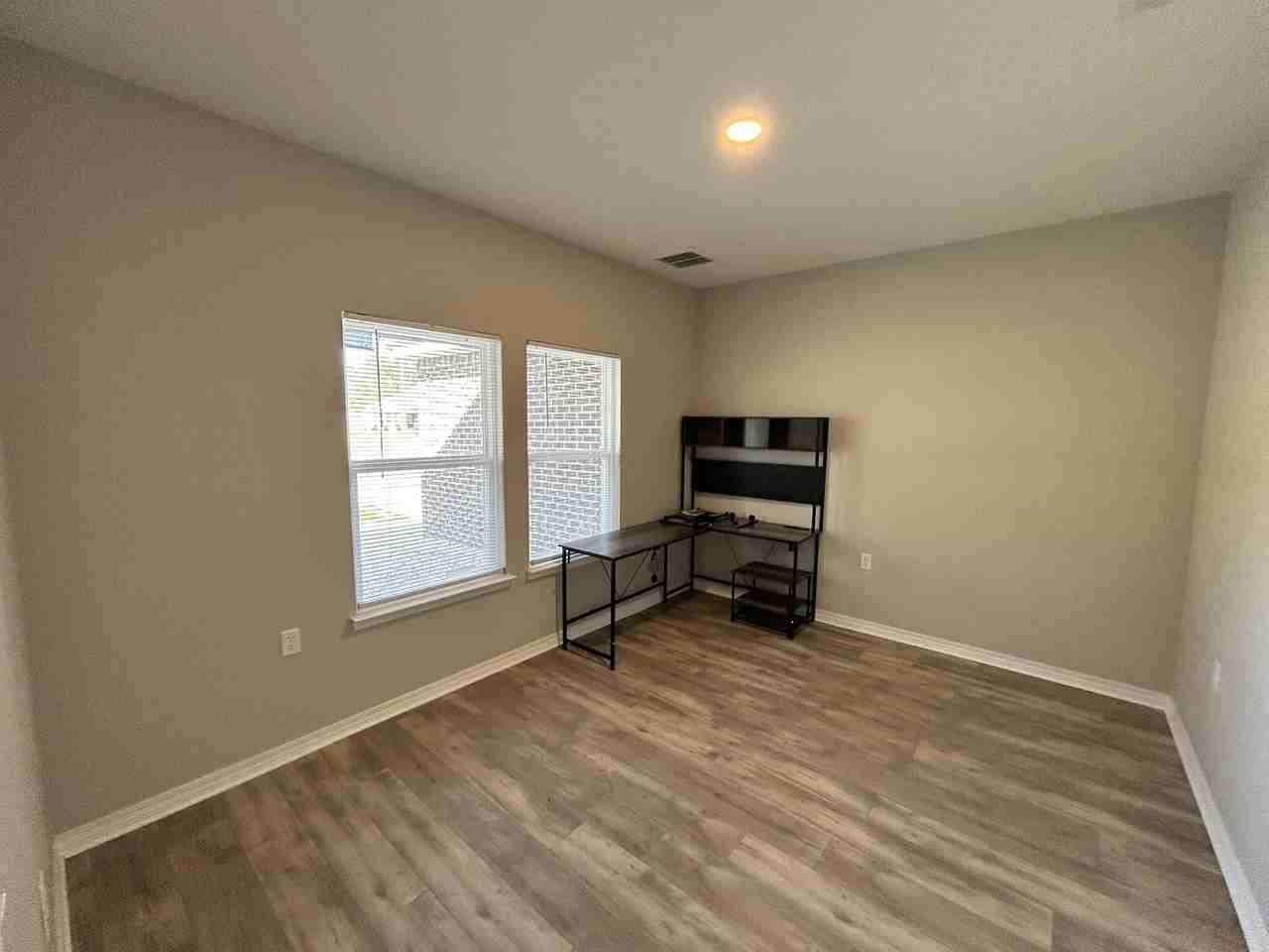 6737 Sarah Ann Way - Photo 5 of 15