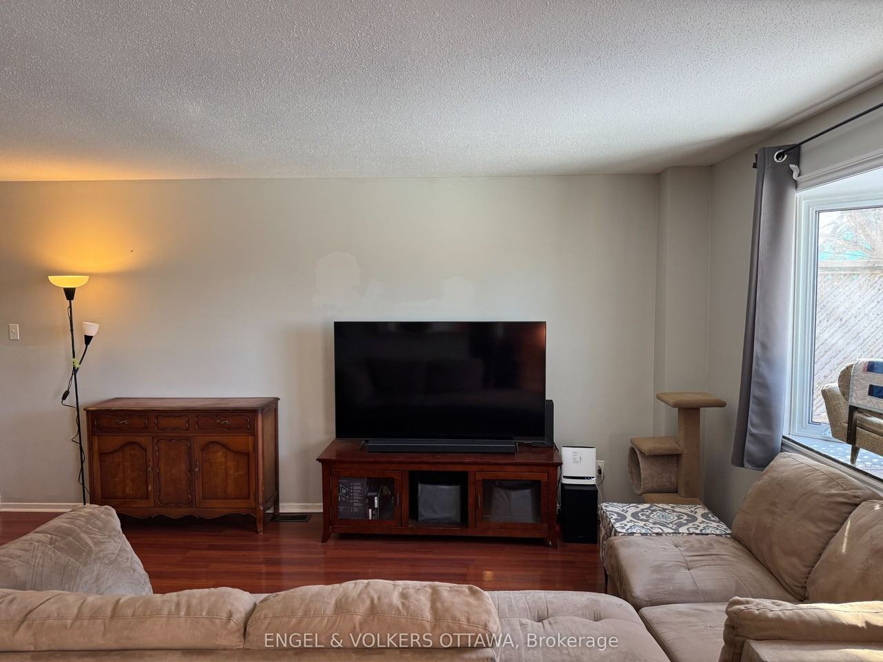 38 Chester Cres - Photo 5 of 15