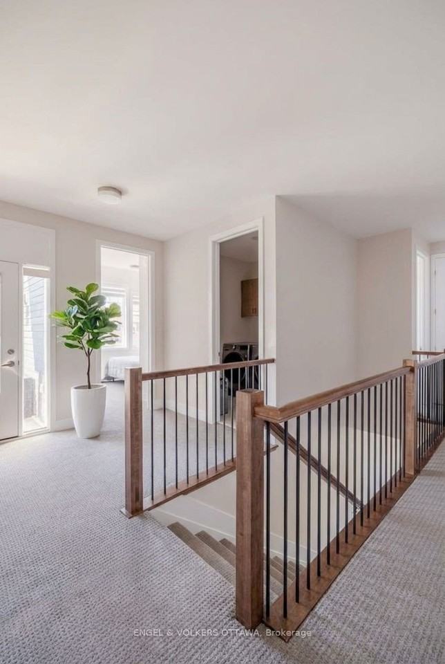 660 Terrier Cir - Photo 7 of 24