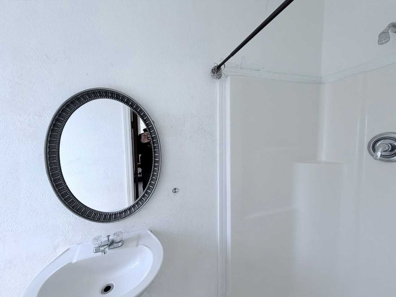 2225 S Santa Fe St - Photo 4 of 10