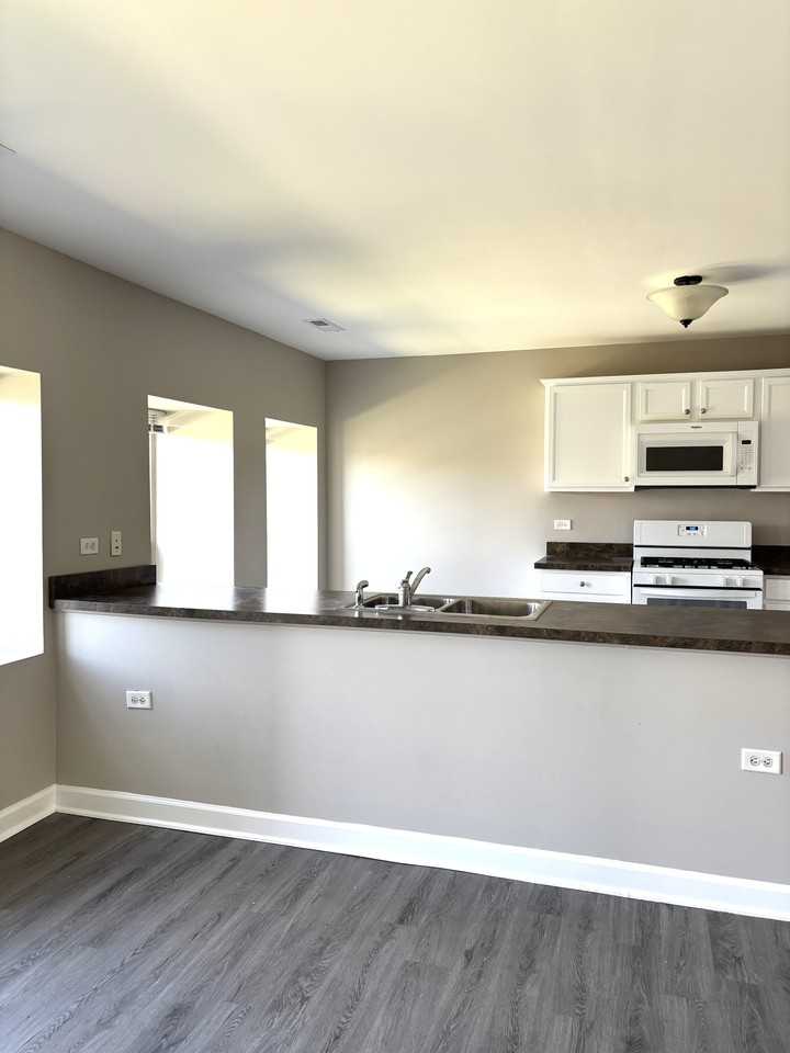 2026 North 3372nd Road403 #403 - Photo 3 of 13