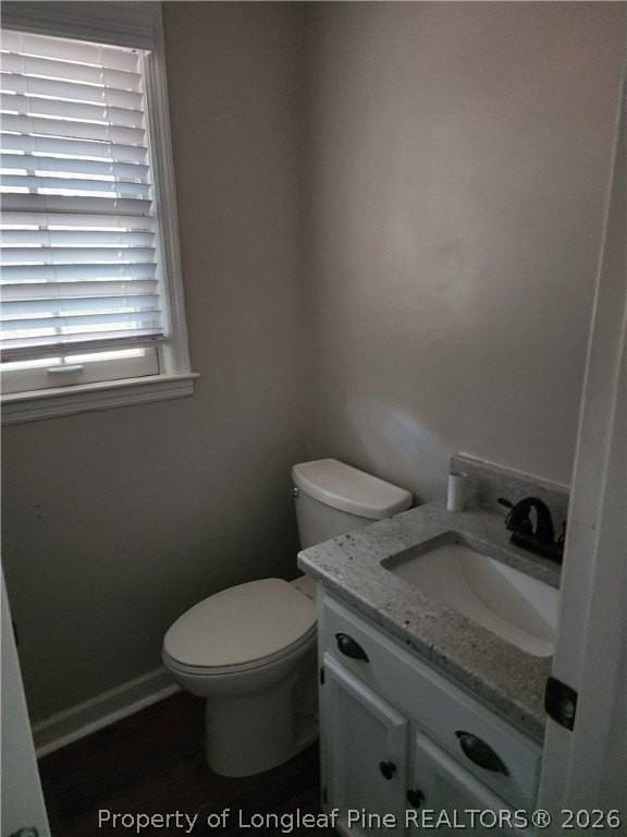 1303 Middle Rd - Photo 7 of 17