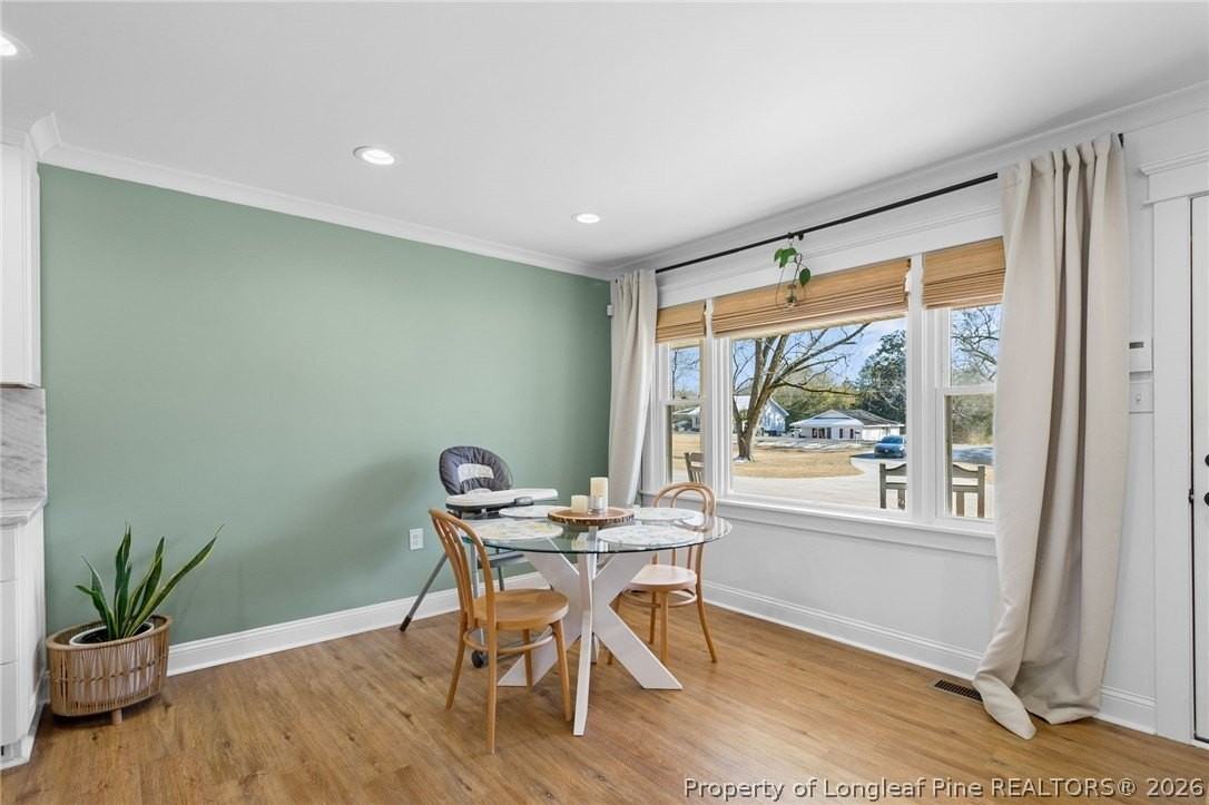 417 E Donaldson Ave - Photo 7 of 33