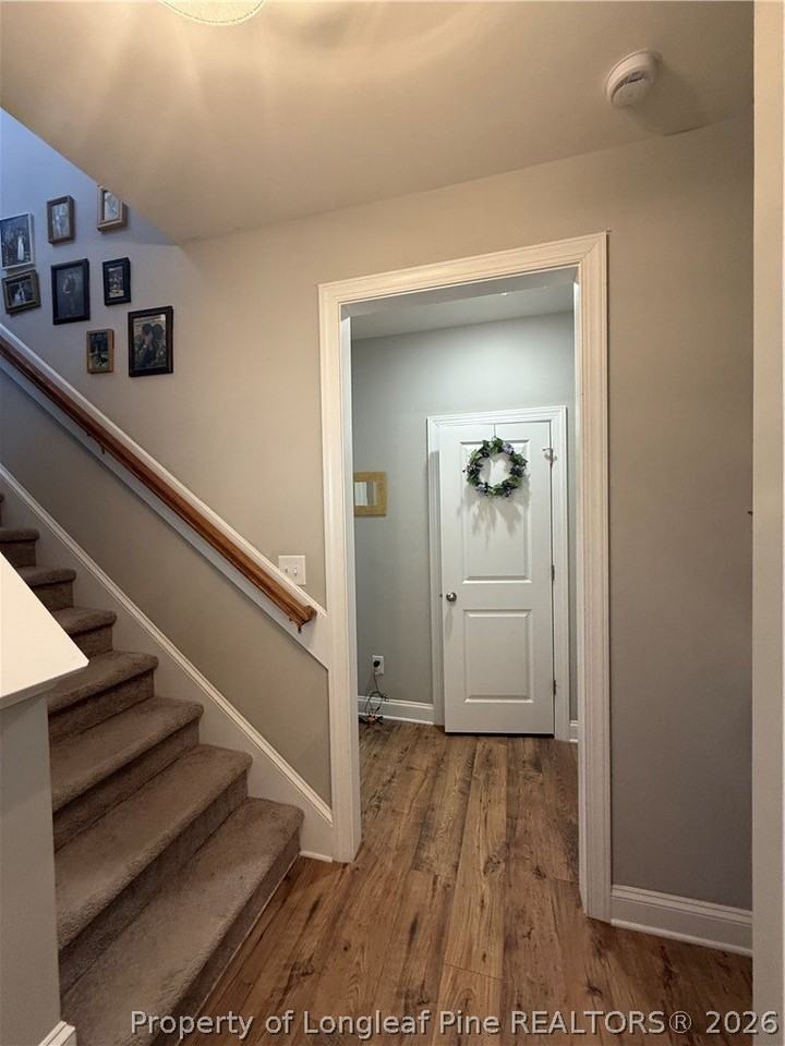 150 Spruce Hollow Cir - Photo 4 of 29