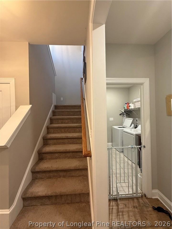 150 Spruce Hollow Cir - Photo 5 of 29