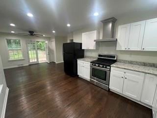 2032 S Akin Dr Ne - Photo 3 of 11