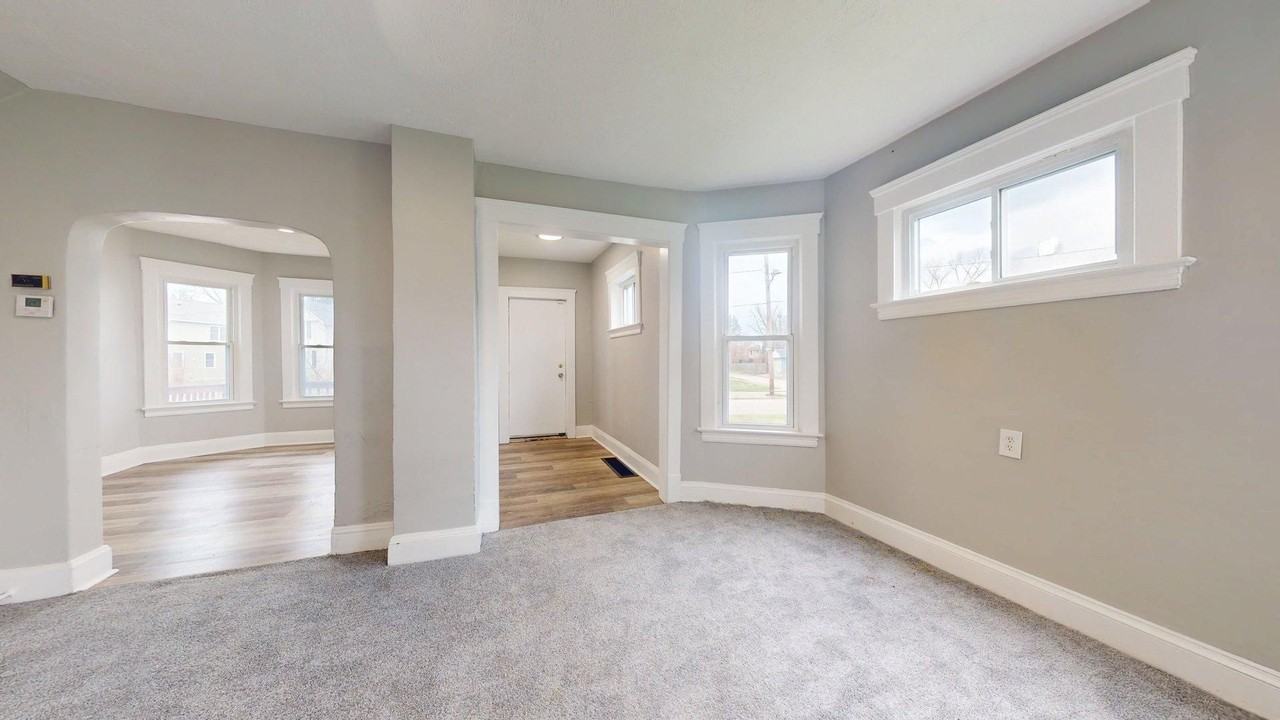 7605 Dudley Ave - Photo 7 of 50