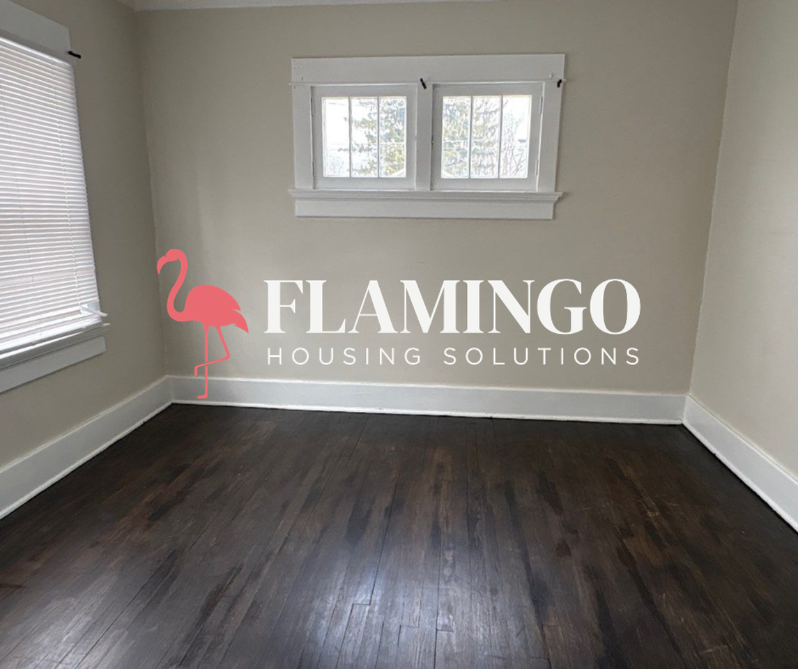 3215 Wayne Ave - Photo 4 of 15