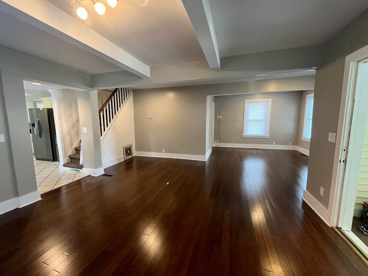 910 Court St - Photo 7 of 21