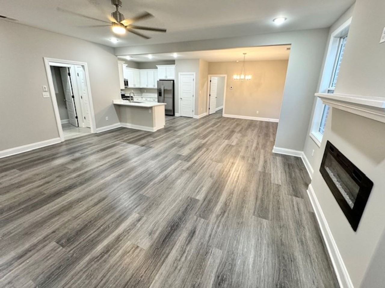 9758 Ryder Springs Dr - Photo 2 of 13