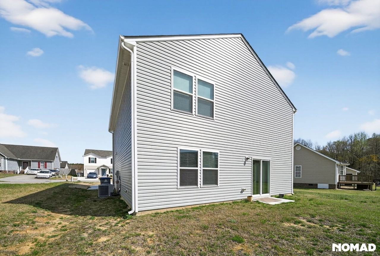 105 Doves Mount Cir - Photo 4 of 16