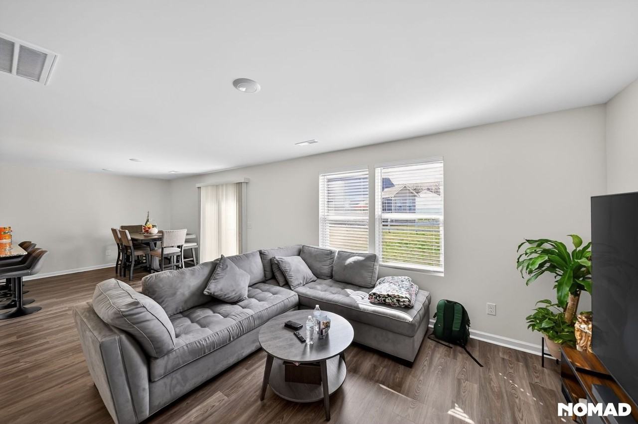 105 Doves Mount Cir - Photo 5 of 16