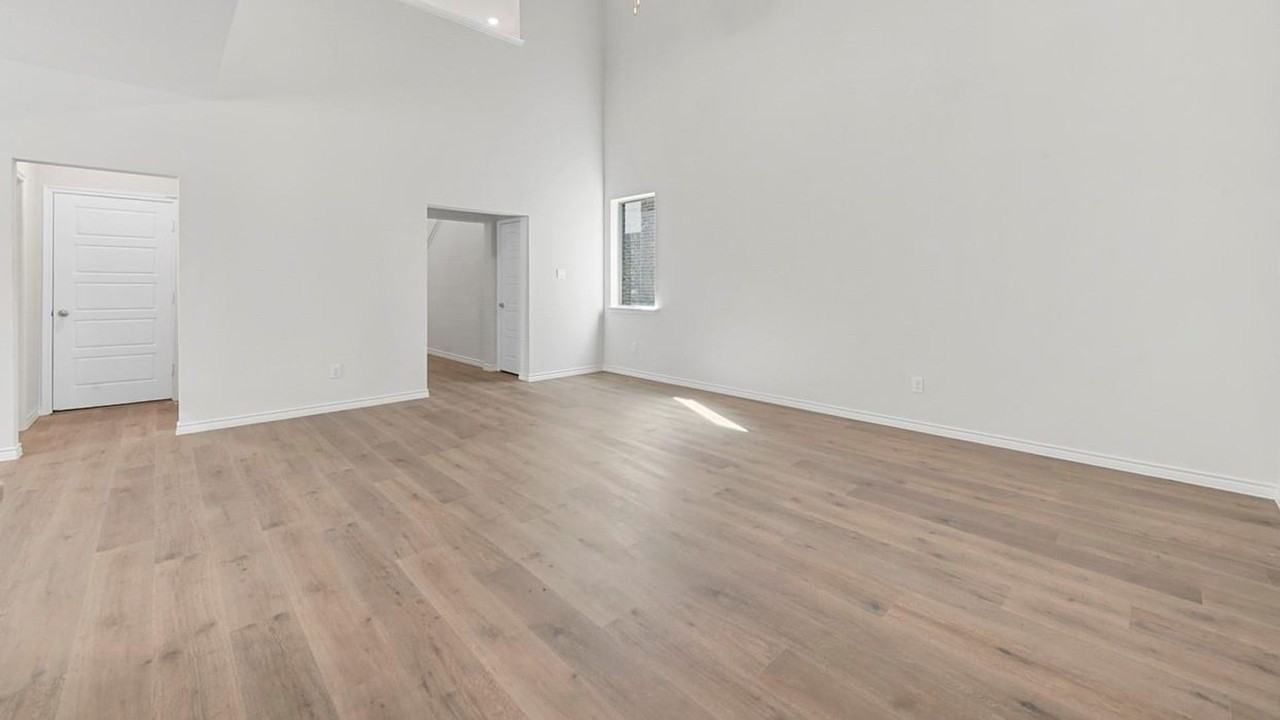 2328 Chloe Ln - Photo 3 of 37