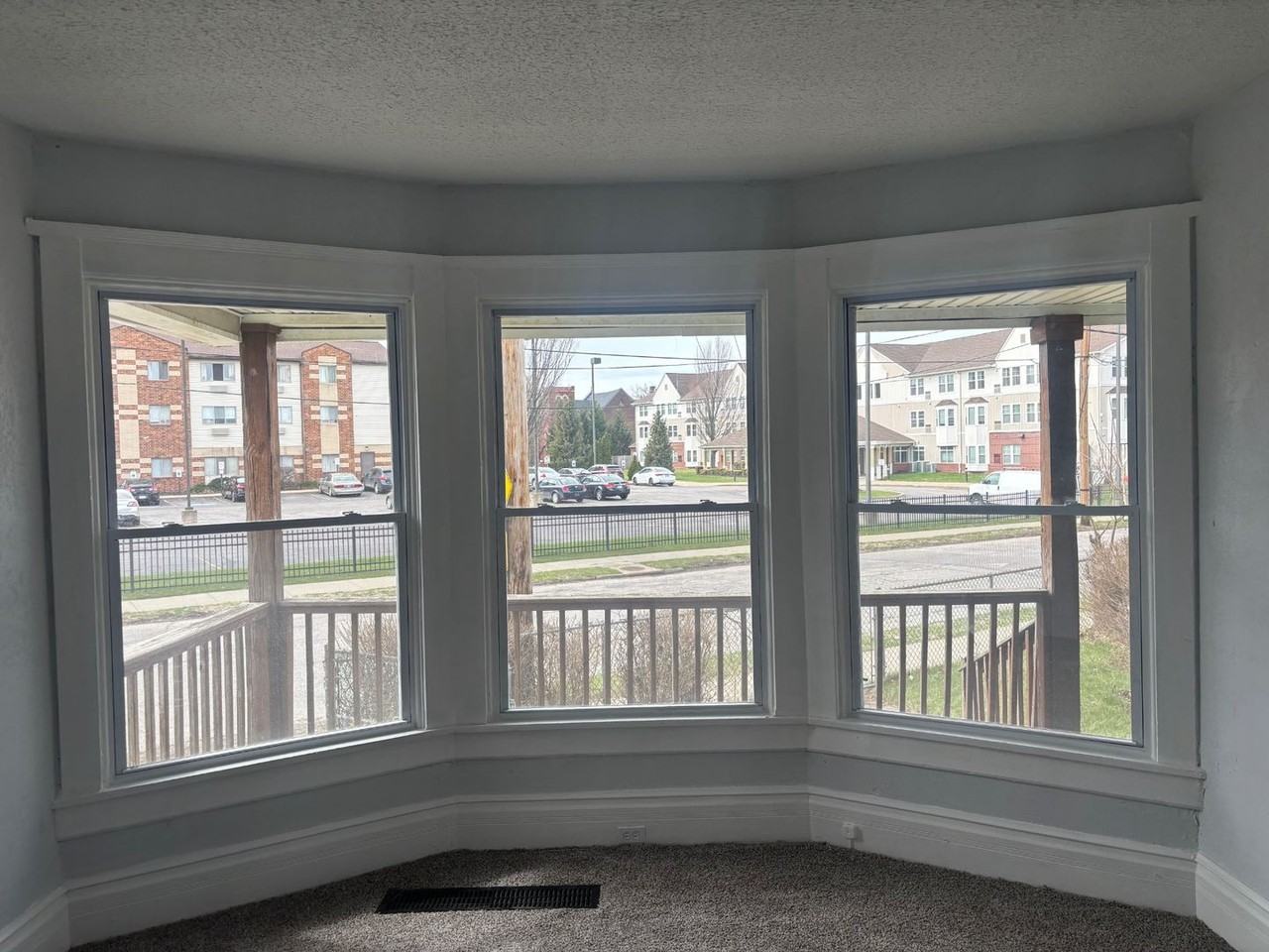 1345 Addison Rd - Photo 6 of 41