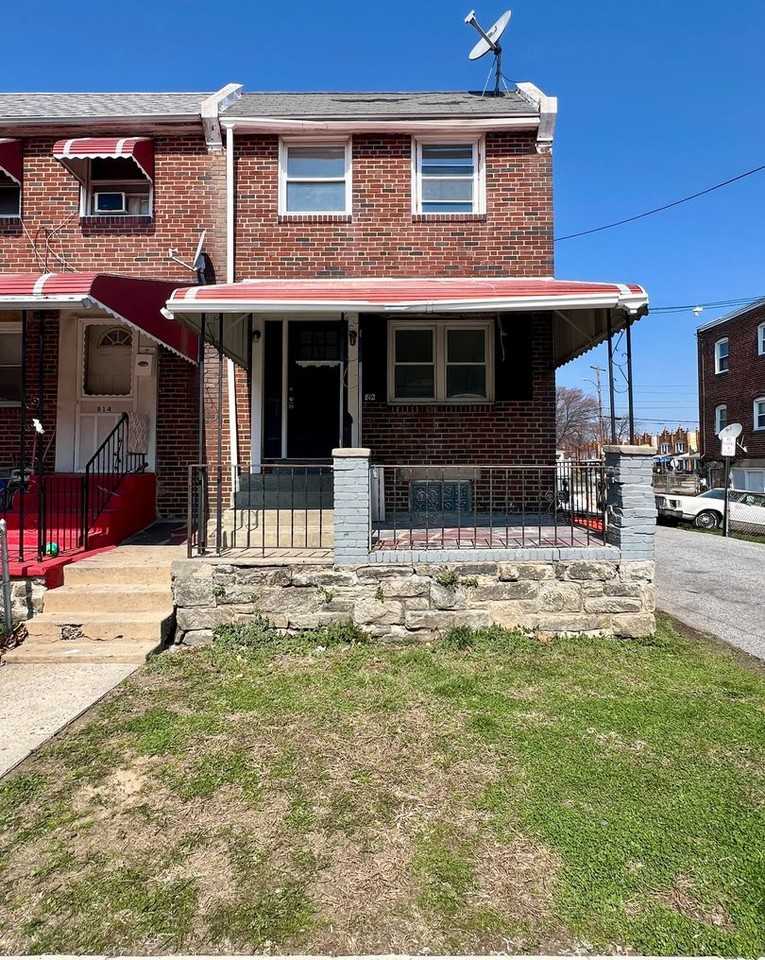 812 Mcdonald St - Photo 2 of 17