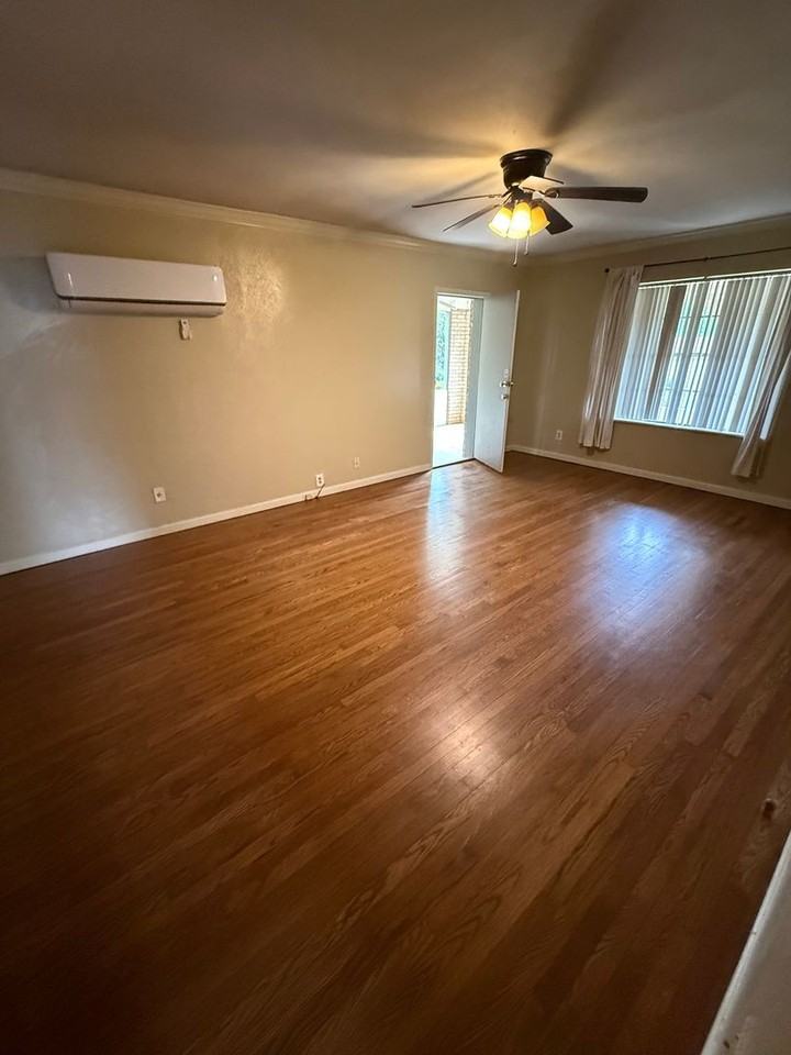 5317 Purington Ave - Photo 2 of 6