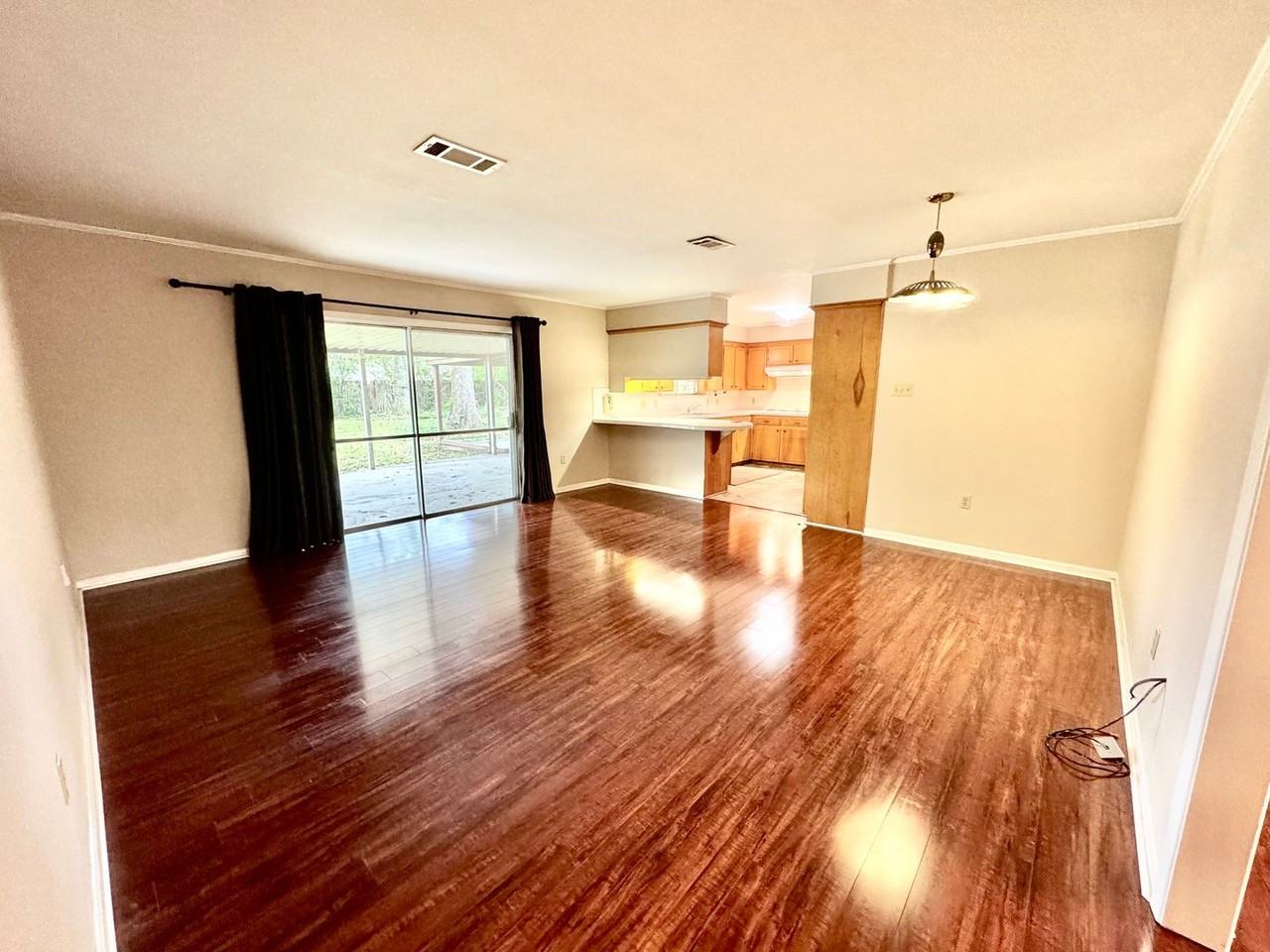 9142 Woodbine St - Photo 6 of 23