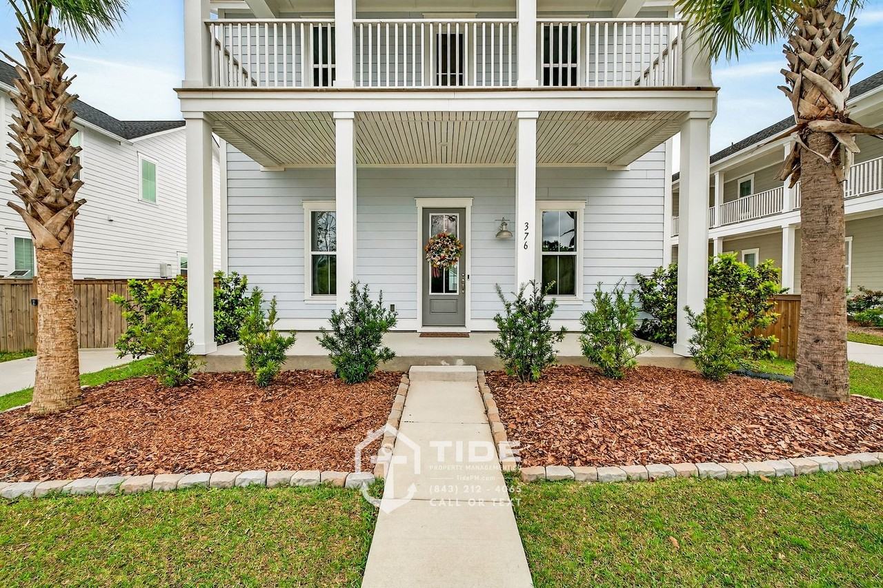 376 Woodgate Way - Photo 5 of 50