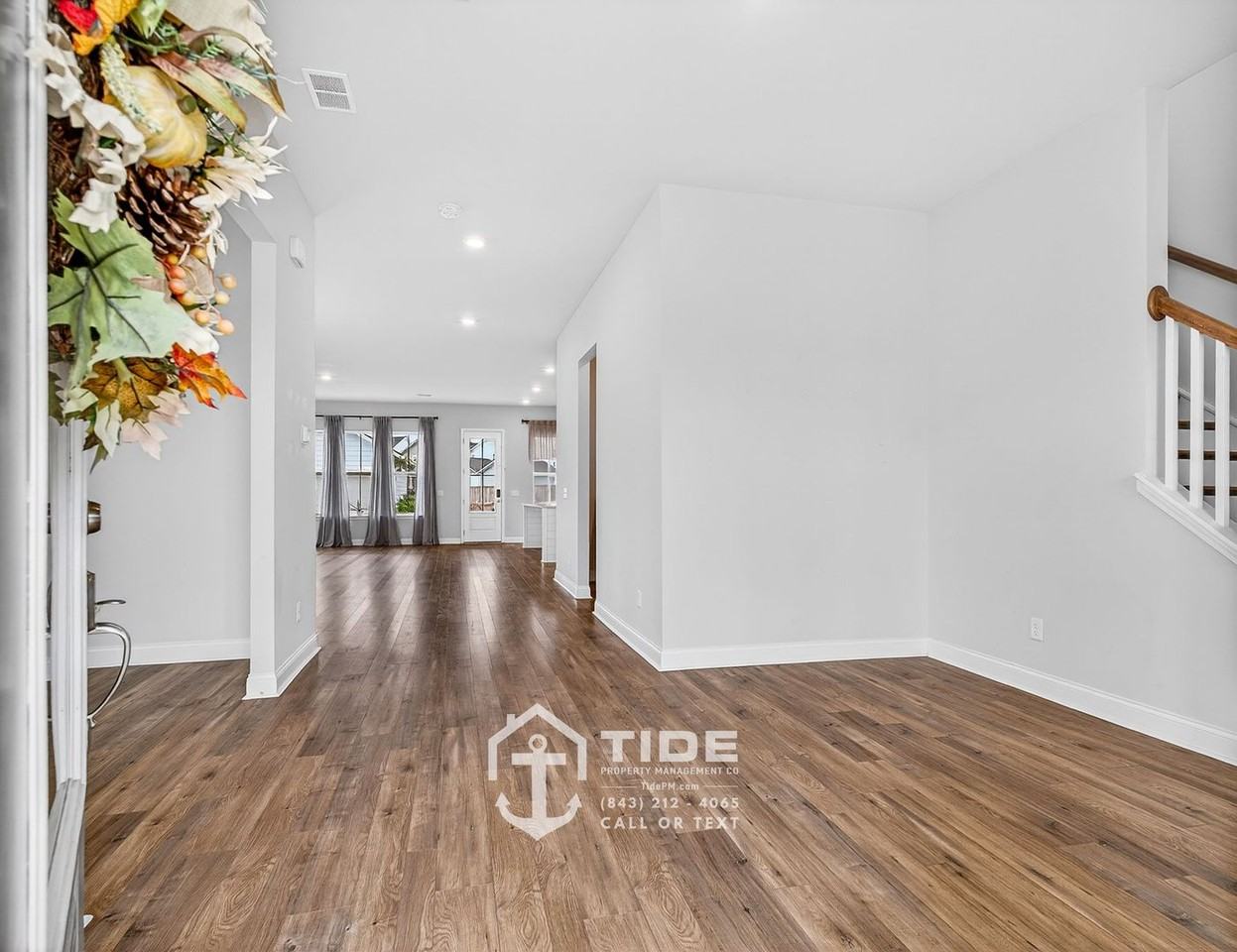 376 Woodgate Way - Photo 6 of 50