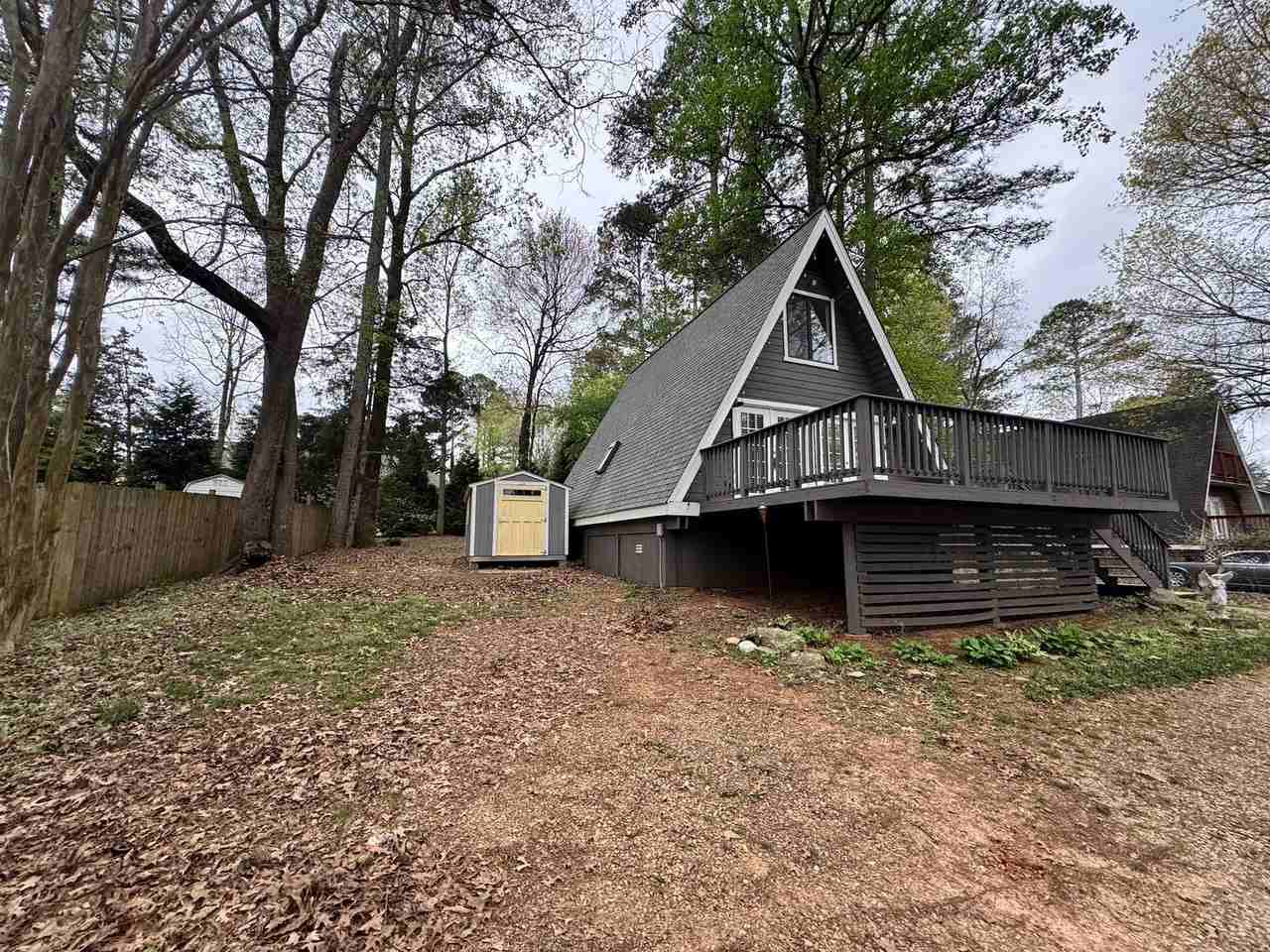 2475 Hawk Creek Trl - Photo 2 of 21