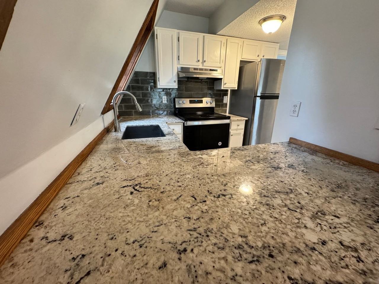 2475 Hawk Creek Trl - Photo 7 of 21