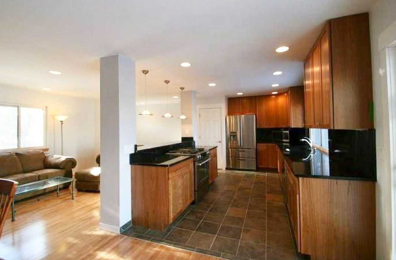 4605 Moorhead Ave - Photo 2 of 6