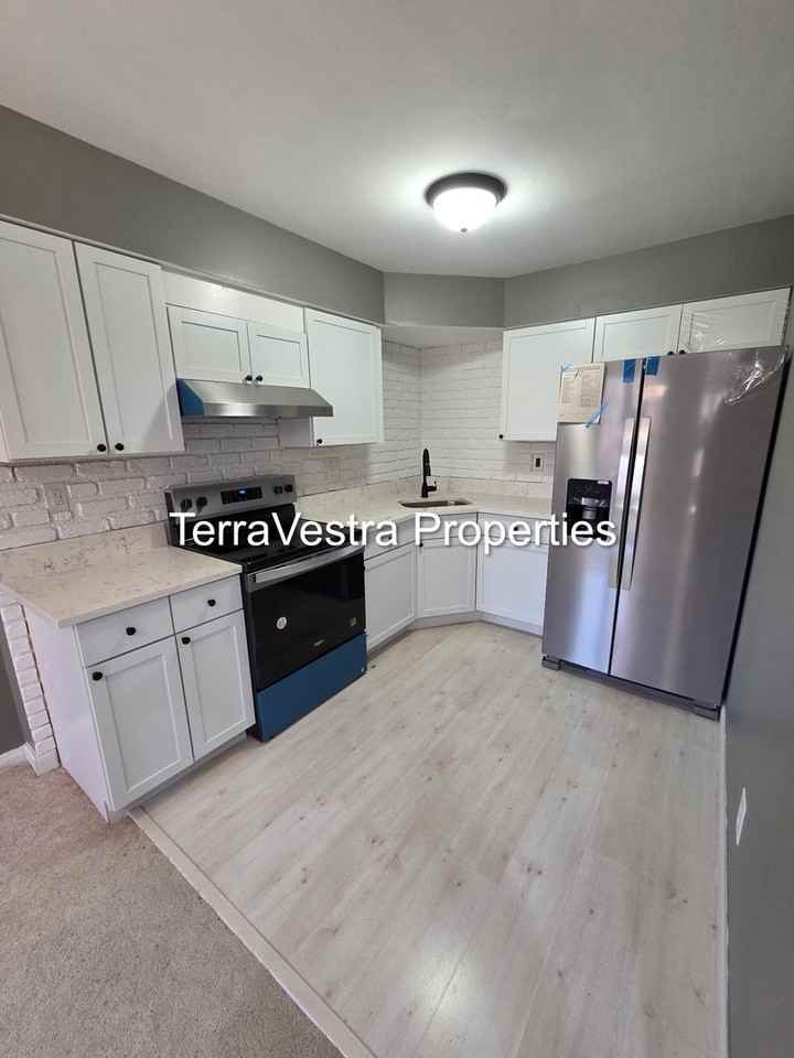 628 Jaeger Ct - Photo 2 of 30