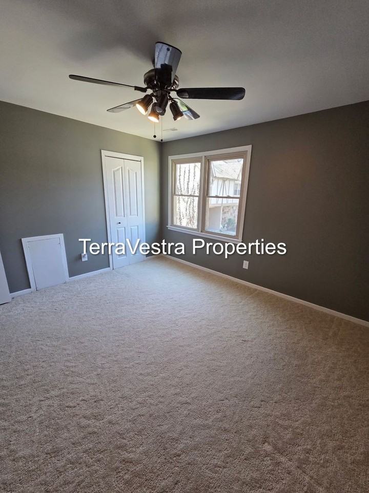 628 Jaeger Ct - Photo 7 of 30