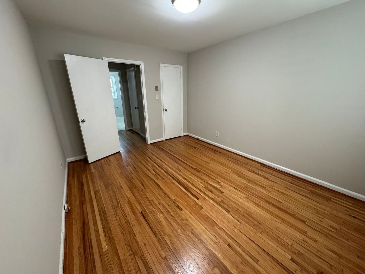 3436 Washburn Ave - Photo 6 of 9