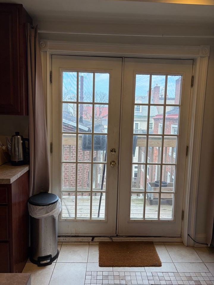 307 Pine St - Photo 4 of 22