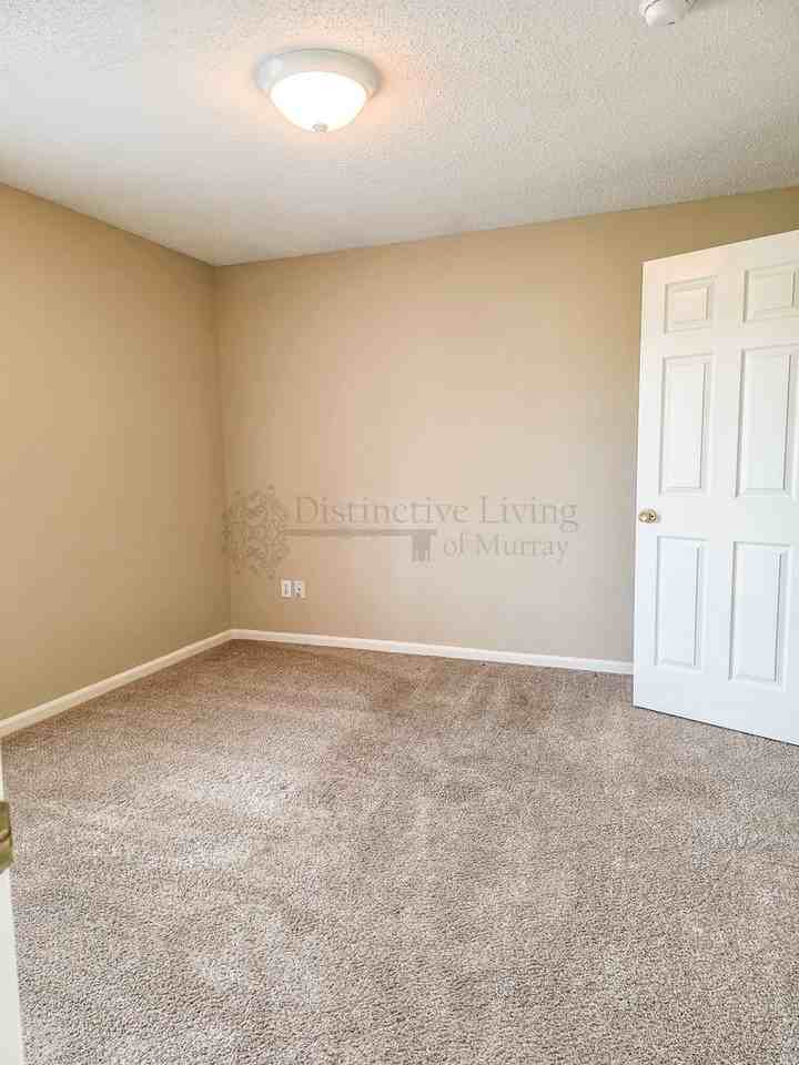 1607A Bourland Ln - Photo 7 of 29