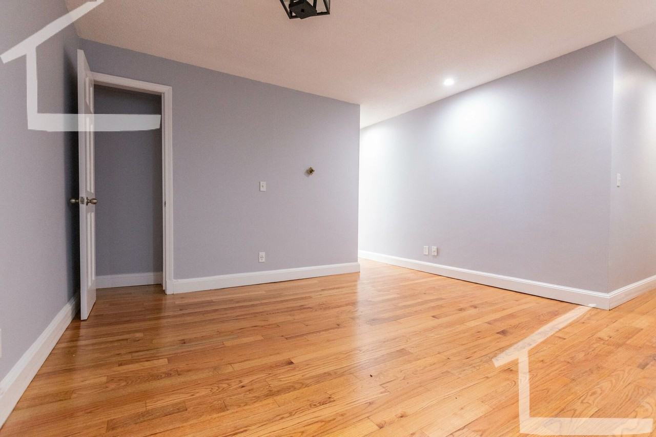 198 Allston St - Photo 7 of 8