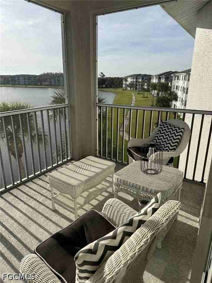 10361 Butterfly Palm Dr Apt 745 - Photo 2 of 34