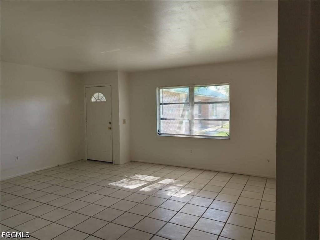 107 Sw 16th Ter Apt A - Photo 3 of 15