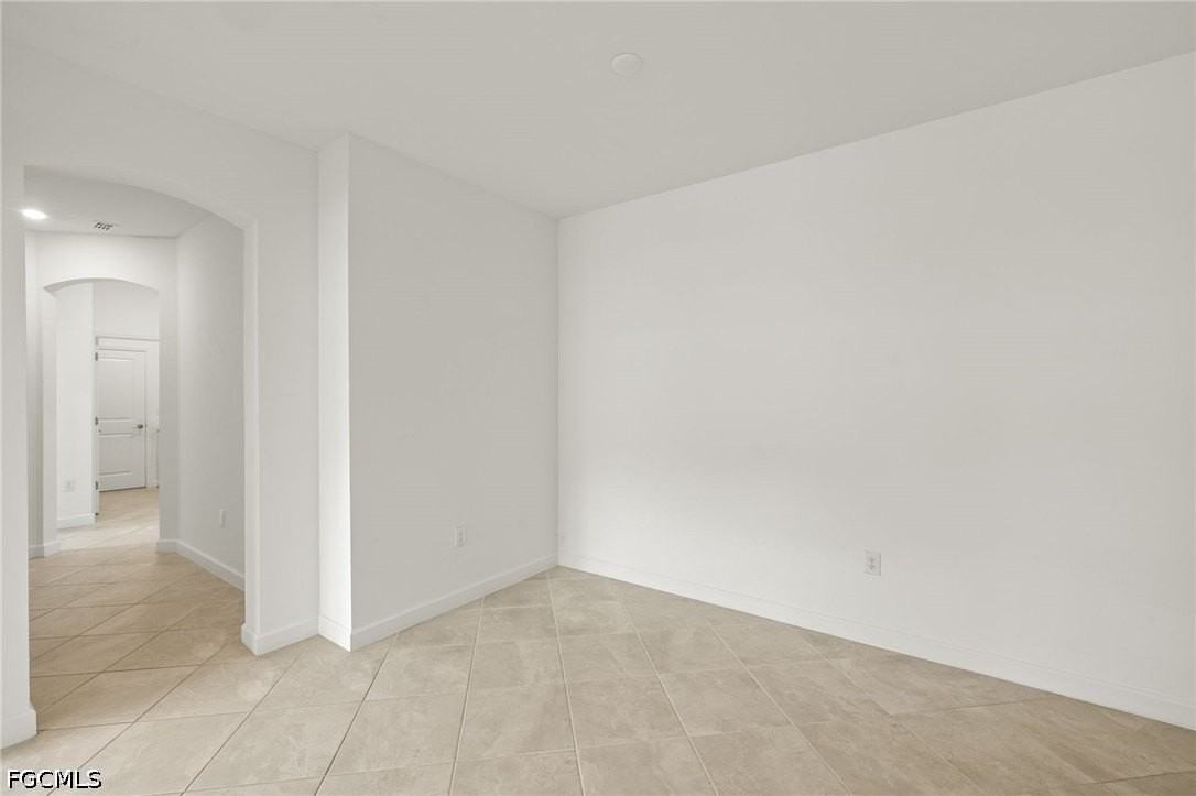 9077 Leatherwood Loop - Photo 7 of 29