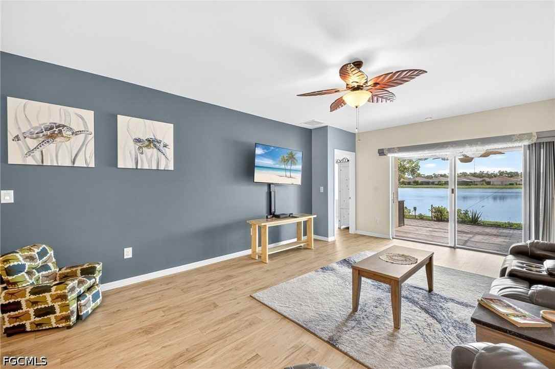 20038 Fiddlewood Ave - Photo 4 of 30