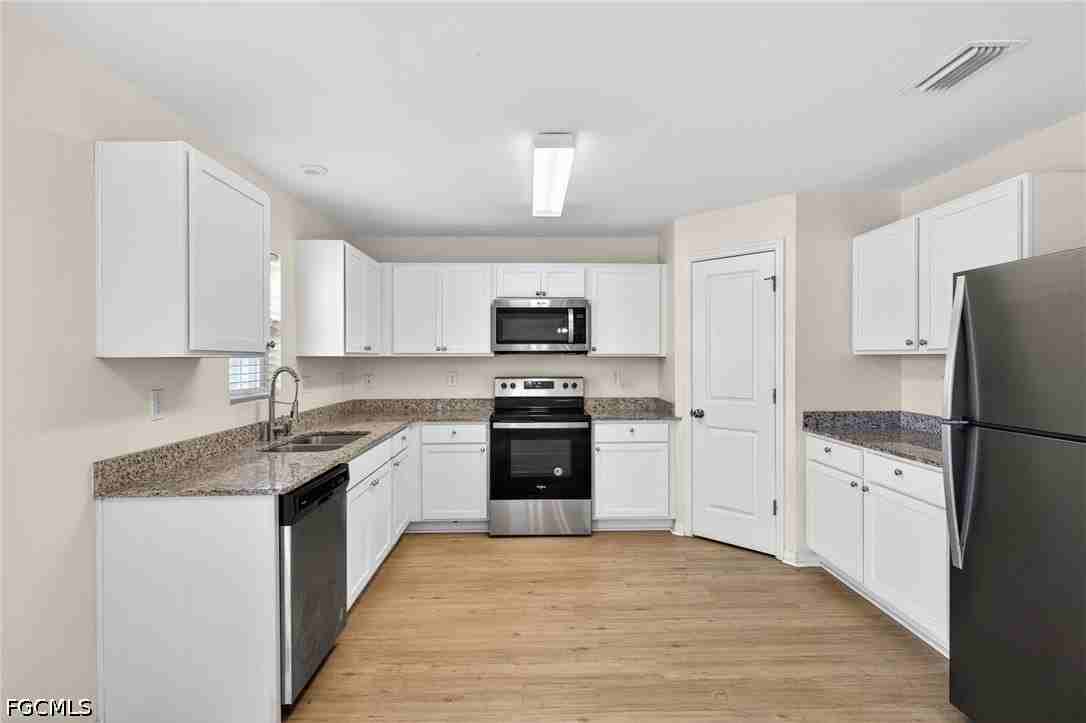 921 Jacaranda Pkwy E - Photo 6 of 23