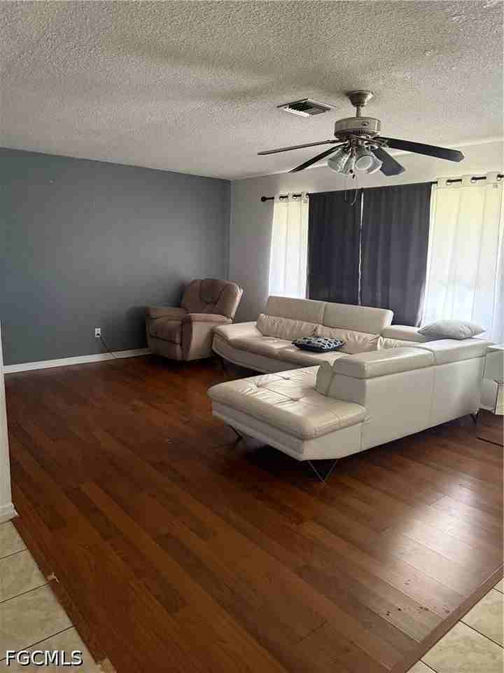 212 Davis Rd - Photo 7 of 16
