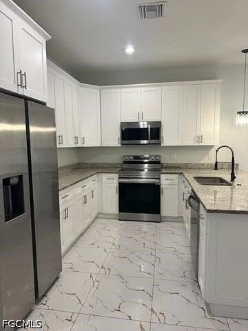 2523 Daniel Ave N - Photo 5 of 10