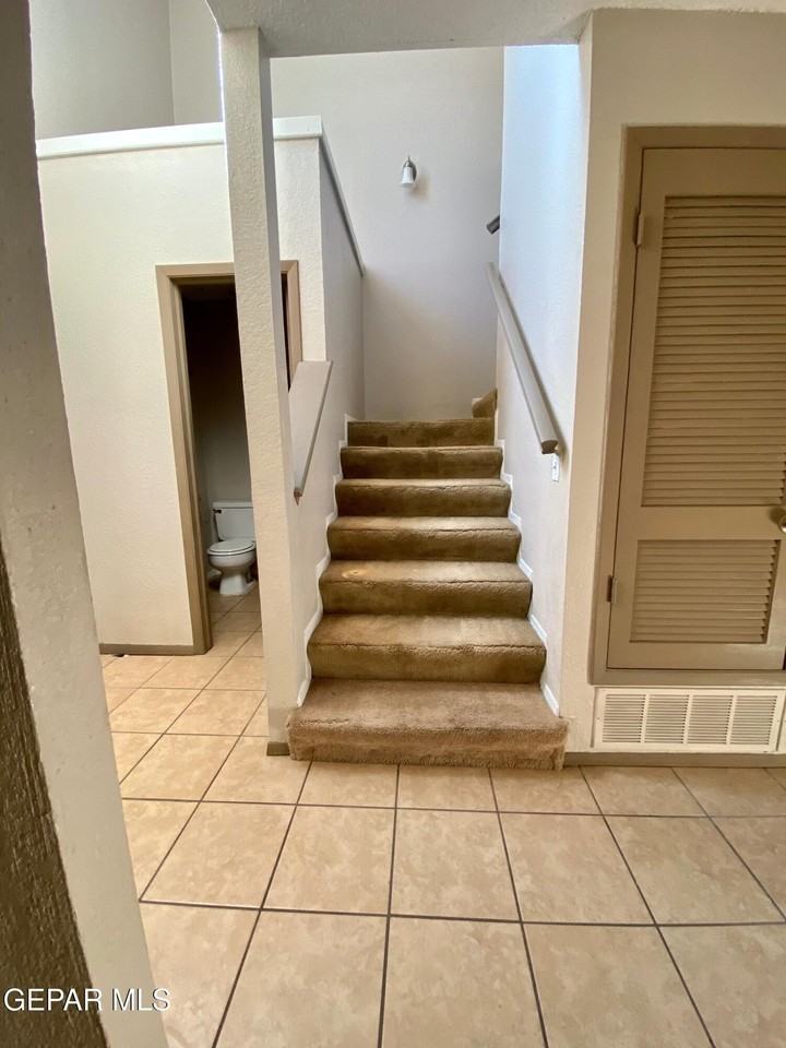 3225 Isla Banderas Way - Photo 4 of 16