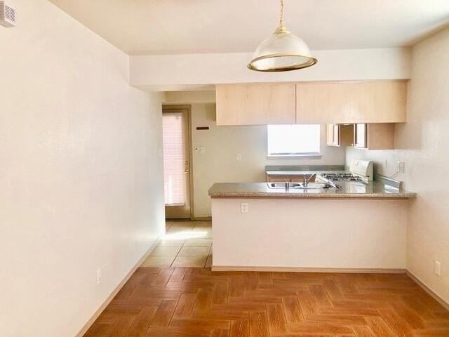 3452 Scarlet Point Dr - Photo 4 of 17