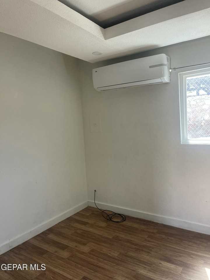 2424 Lebanon Avenue unit: Studio - Photo 4 of 6