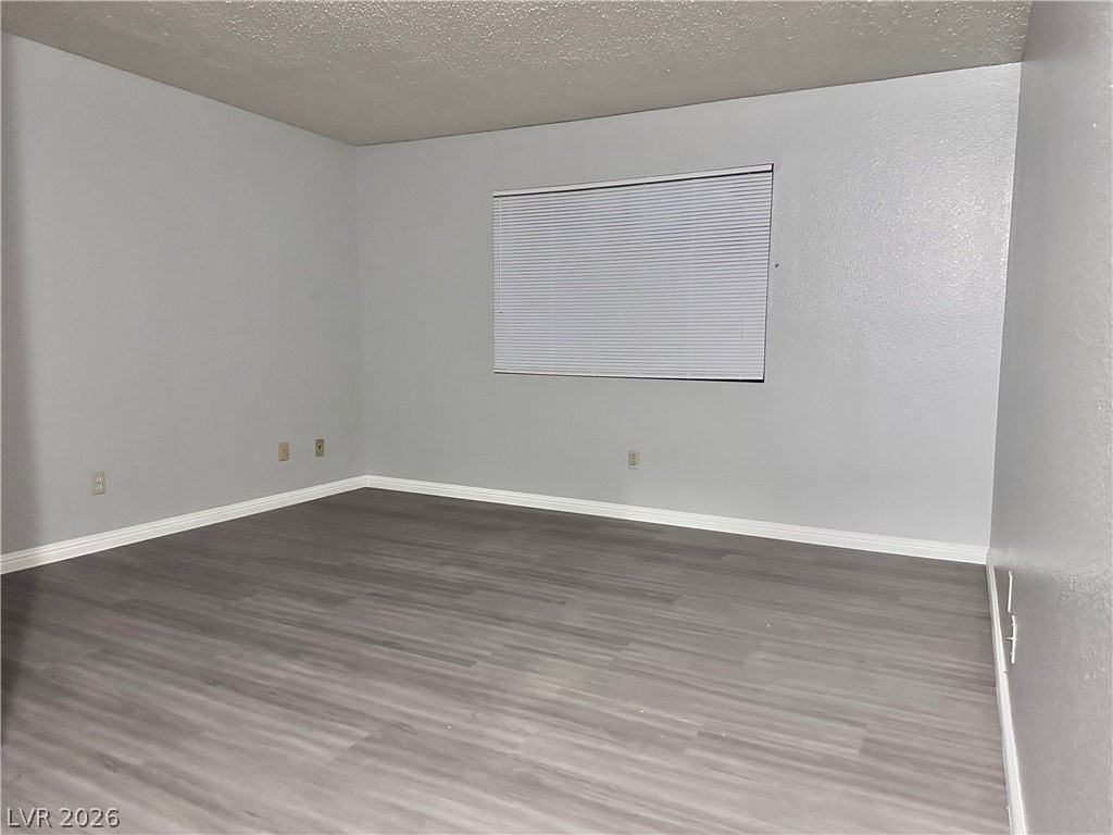 8413 Dunphy Ct - Photo 5 of 9