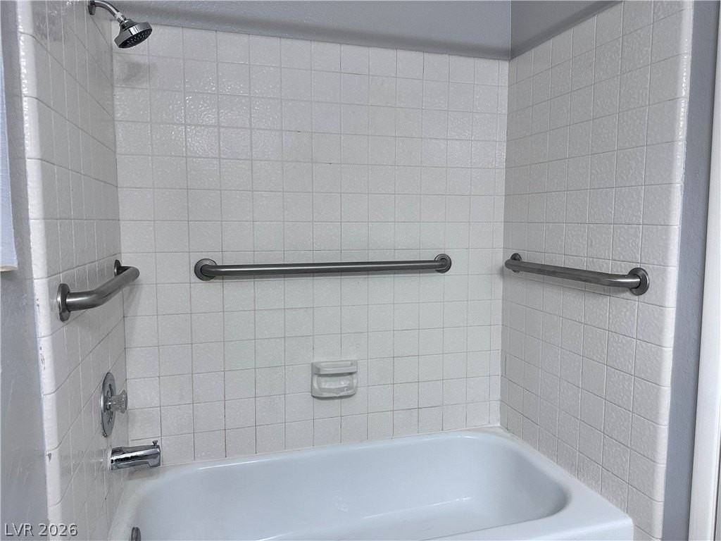 8413 Dunphy Ct - Photo 7 of 9